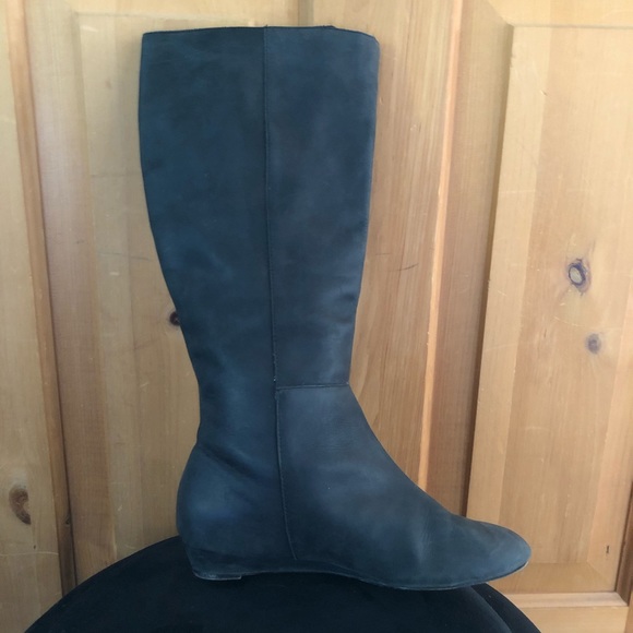 Seychelles Grey Leather Gold Buckle Riding Boots - Picture 5 of 8